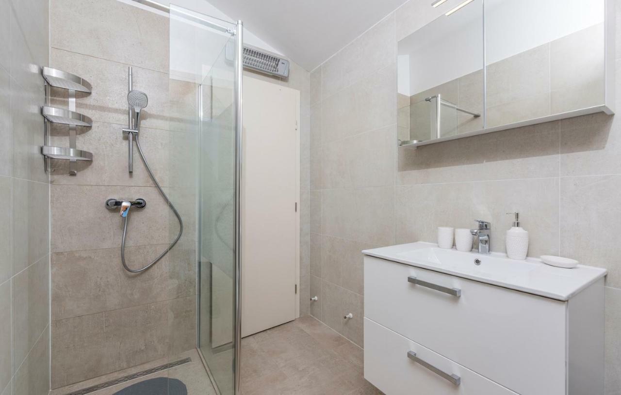 Apartments Hana In Фунтана Екстер'єр фото