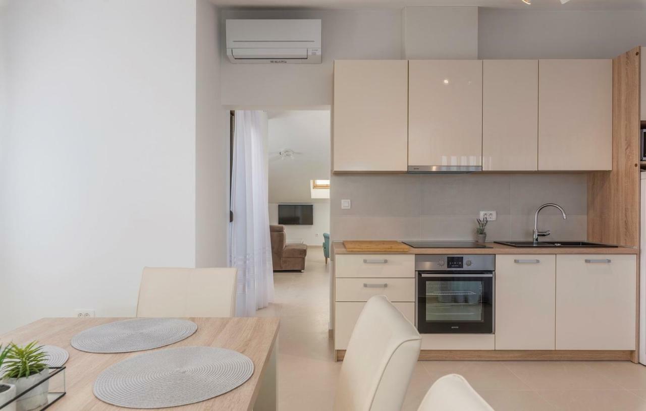 Apartments Hana In Фунтана Екстер'єр фото
