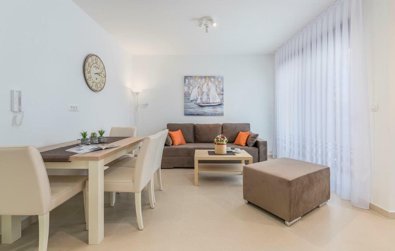 Apartments Hana In Фунтана Екстер'єр фото