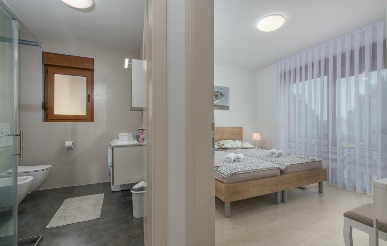 Apartments Hana In Фунтана Екстер'єр фото